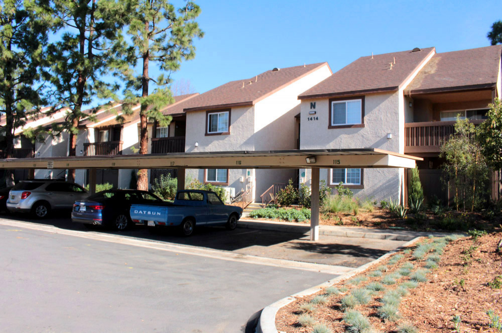 Thank you for viewing our Exteriors 7 at Rose Pointe Apartments in the city of Fullerton.