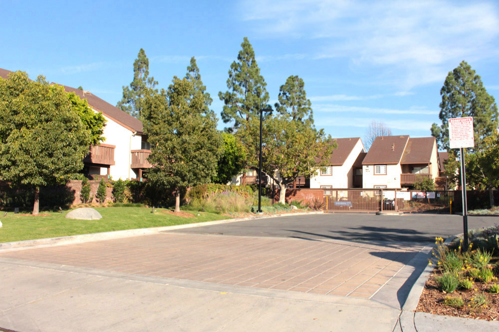 Take a tour today and view Exteriors 3 for yourself at the Rose Pointe Apartments